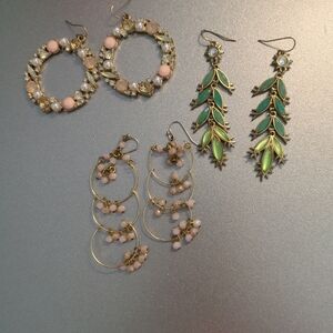 Elegant Gold and Green Leaf Earrings Set